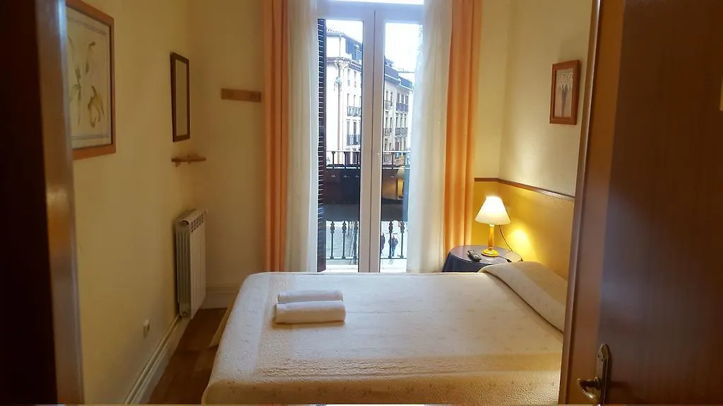 Pension Ibai San Sebastián 0*,